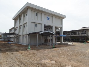 多久高校教室棟（西棟）改築電気設備工事