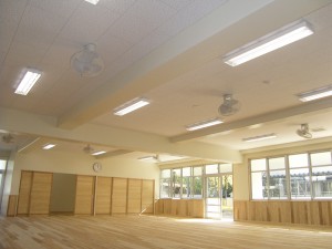 若楠小学校校舎改築電気工事
